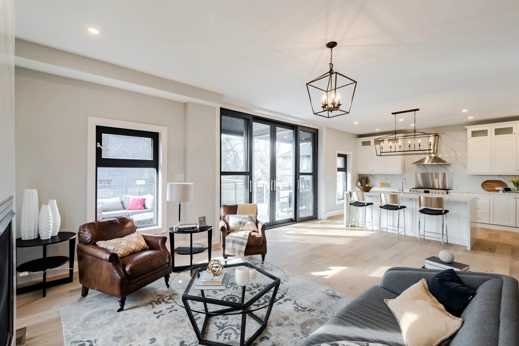 Kitchen_Family Room 2.jpg