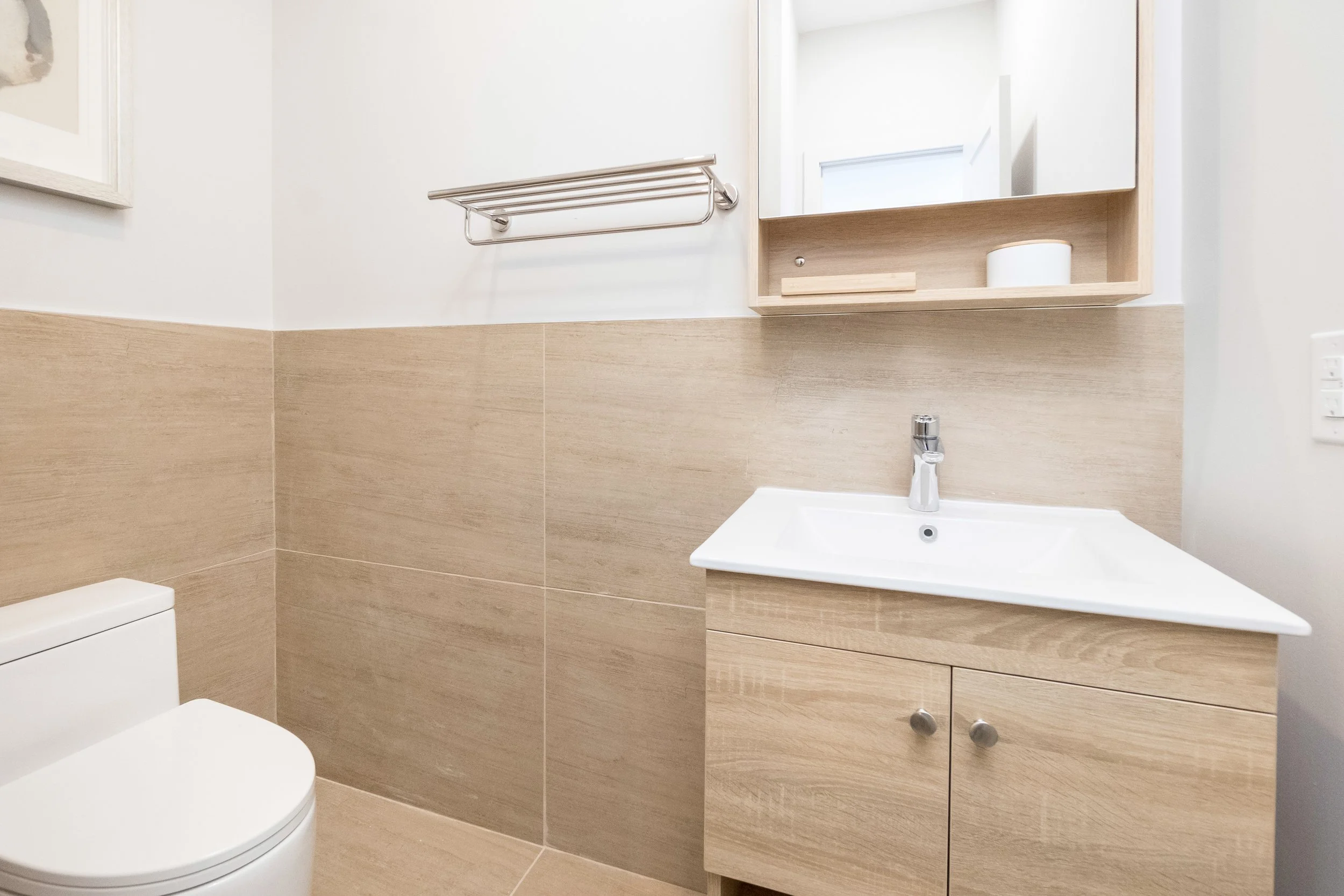 214 Mill Street East Acton ON-print-009-024-Bathroom-3936x2624-300dpi.jpg