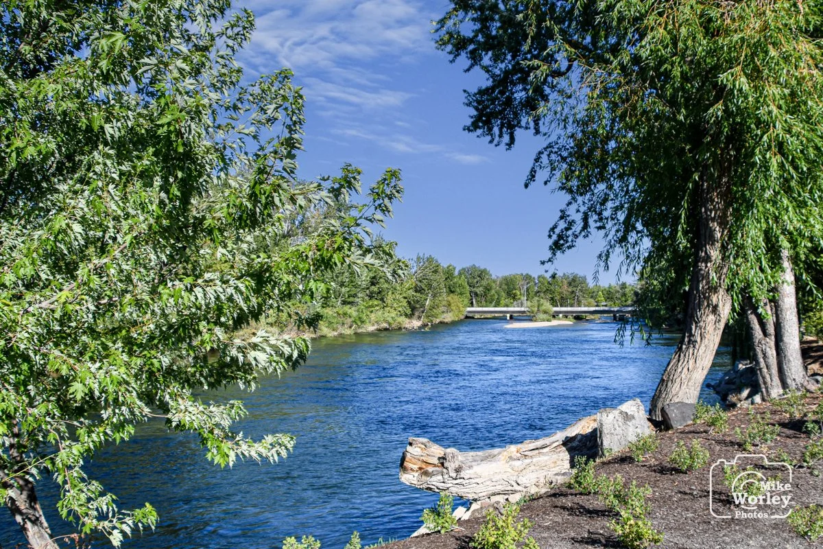 The Boise River flows through the city of Boise, immediately south of the downtown area. it is a major recreational site for the area
