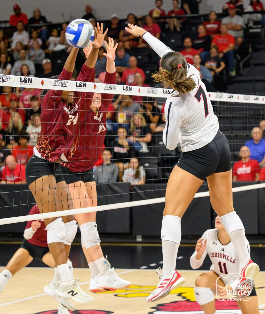 Chloe Chicoine powers through the BC block