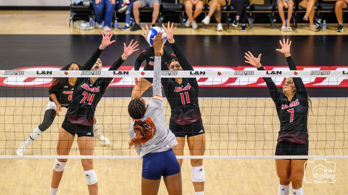 VB v Syracuse - 26-1222.jpg
