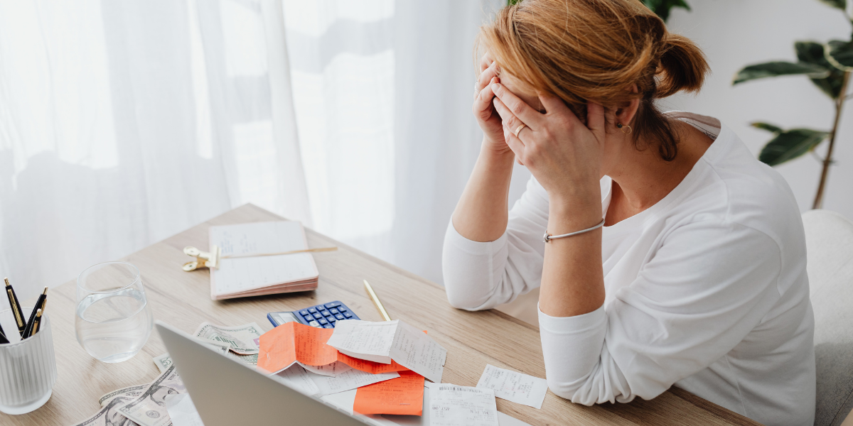 The 3pm Crash Isn’t a Willpower Problem (Here’s What’s Actually Happening)