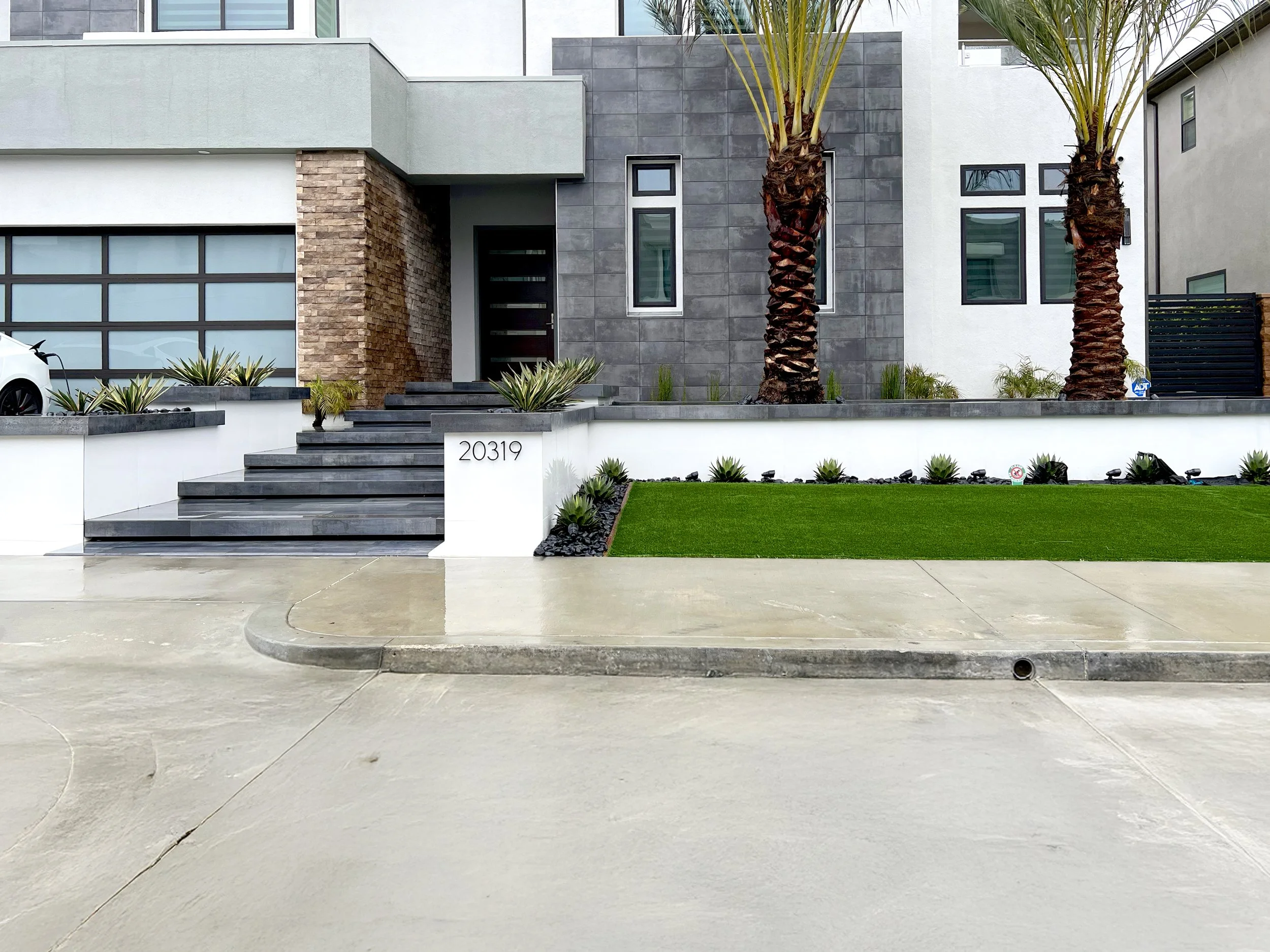 New_Construction_Building_02_Landscape.jpg