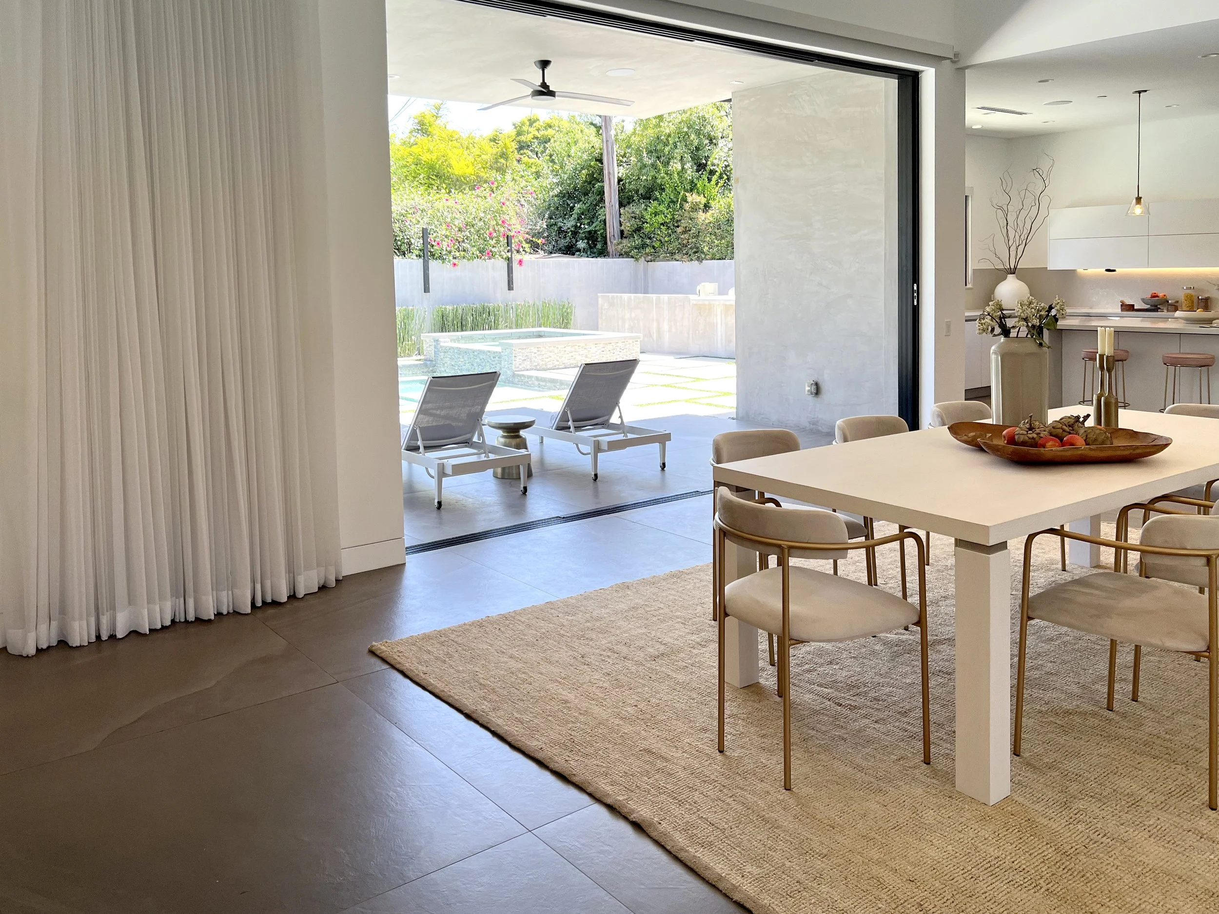 New_Construction_Dining_Room_01.jpg