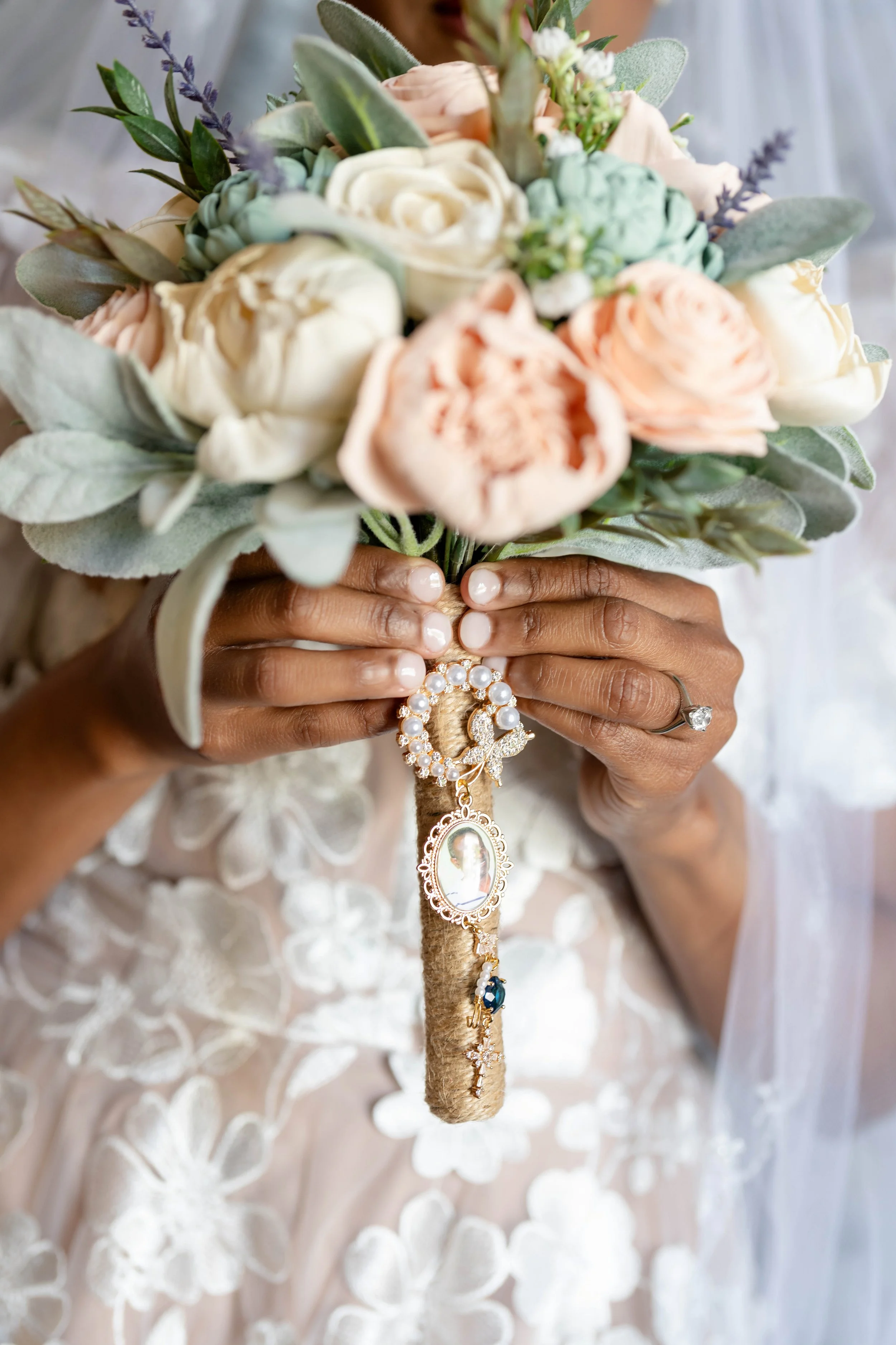 -(134 1910-harris-county-courthouse-wedding-houston).jpg