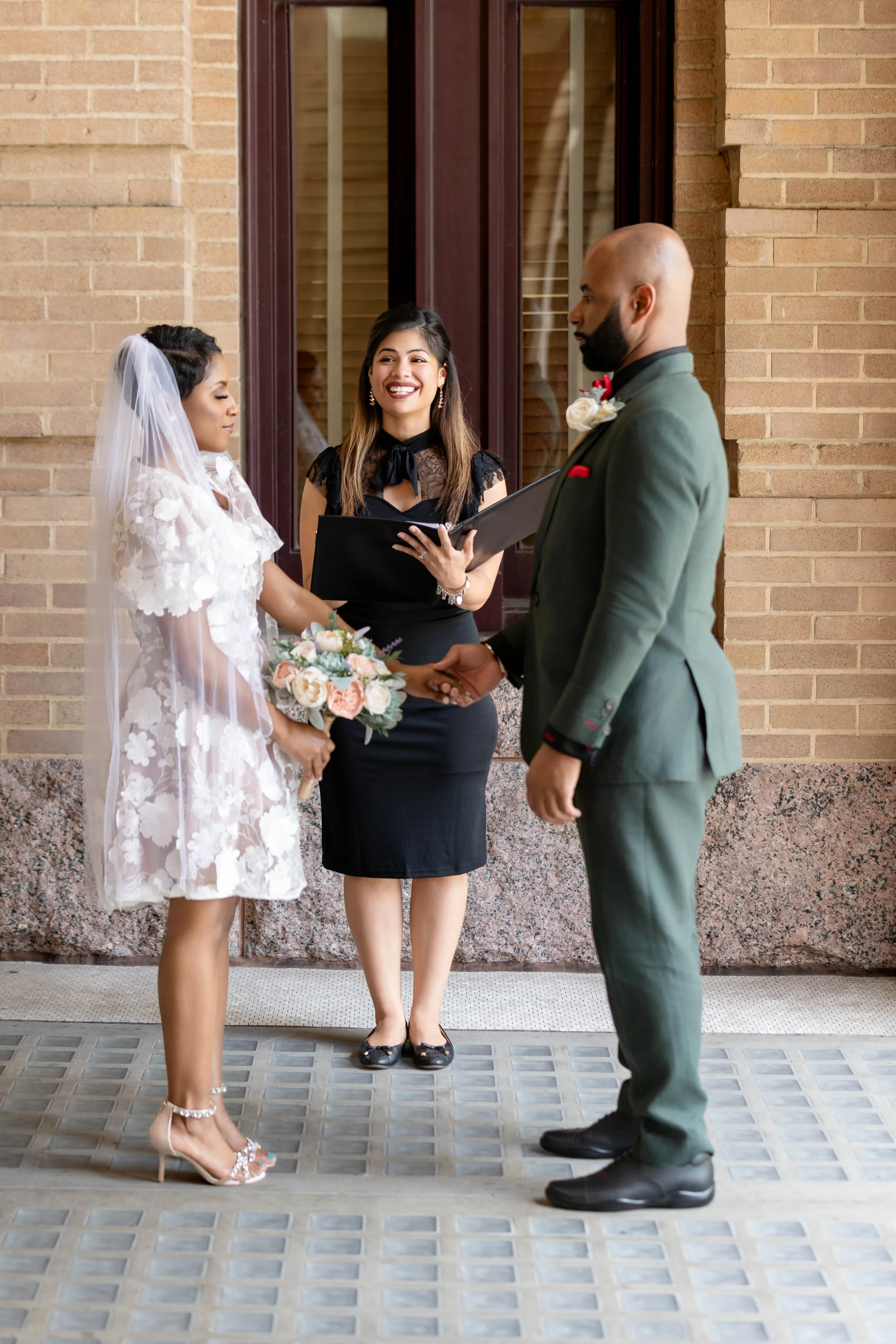 -(169 1910-harris-county-courthouse-wedding-houston)_(2).jpg