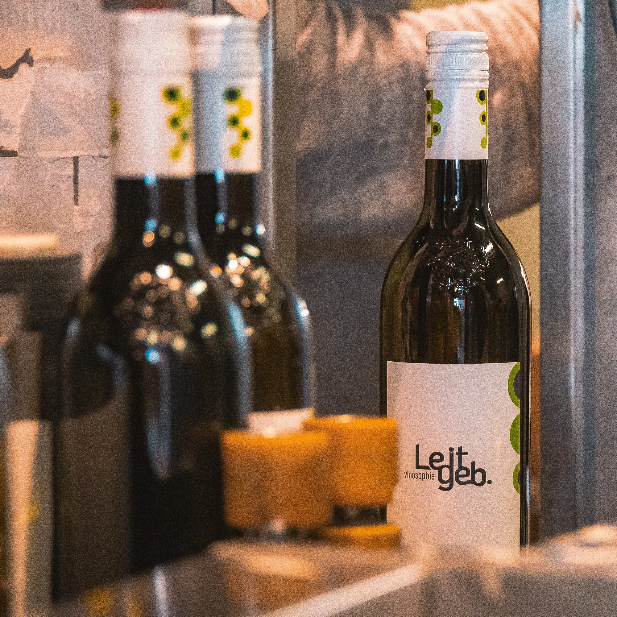 Weingut Leitgeb Abfüllung Jahrgang 2025 Fotos Sabine Hütter Online-1049 Kopie.jpg