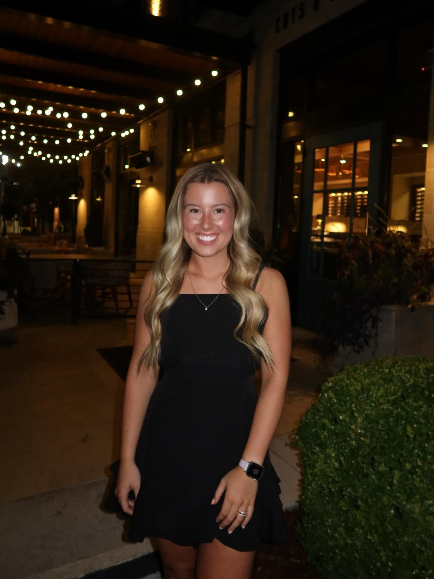 22!!💃🪩
&bull;
&bull;
&bull;
I feel so blessed to be able to spend another birthday with the people who make me feel special everyday. Thank you God for this beautiful life and my beautiful friends. Cheers to another year!🥂