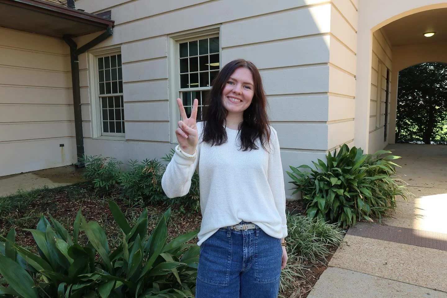 TUNES AND TRIVIA IS IN 2 DAYS!!🎤🎧🍎🤍🔥
Get ready for a super fun night! 7-11 @ @innisfreettown THIS Wednesday!