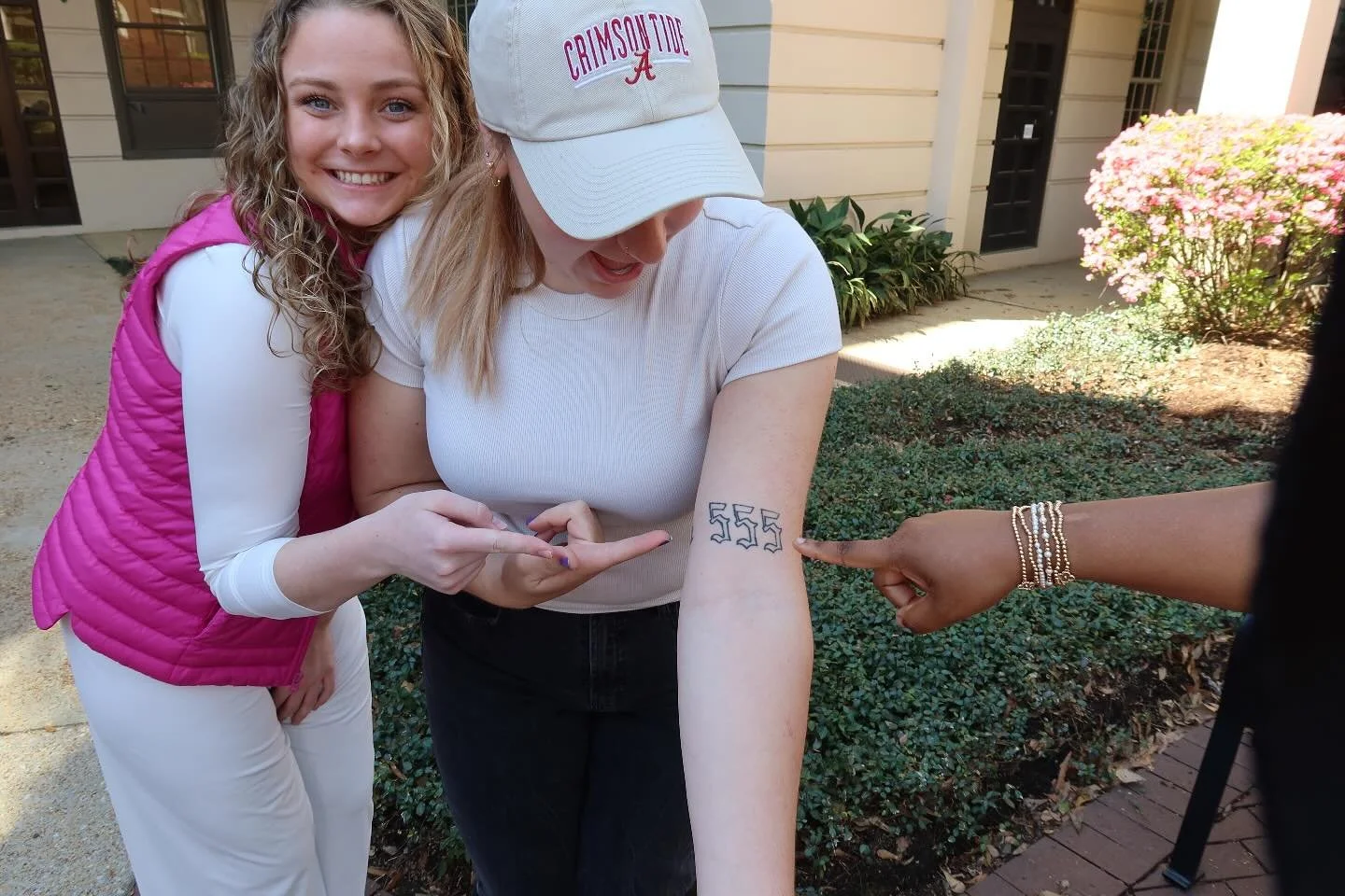 Officially FIVE days away!!🥳🥳
Join us to compete for a cause on April 2nd at 7 pm at Innisfree Pub! We can&rsquo;t wait to see everyone there!🫶