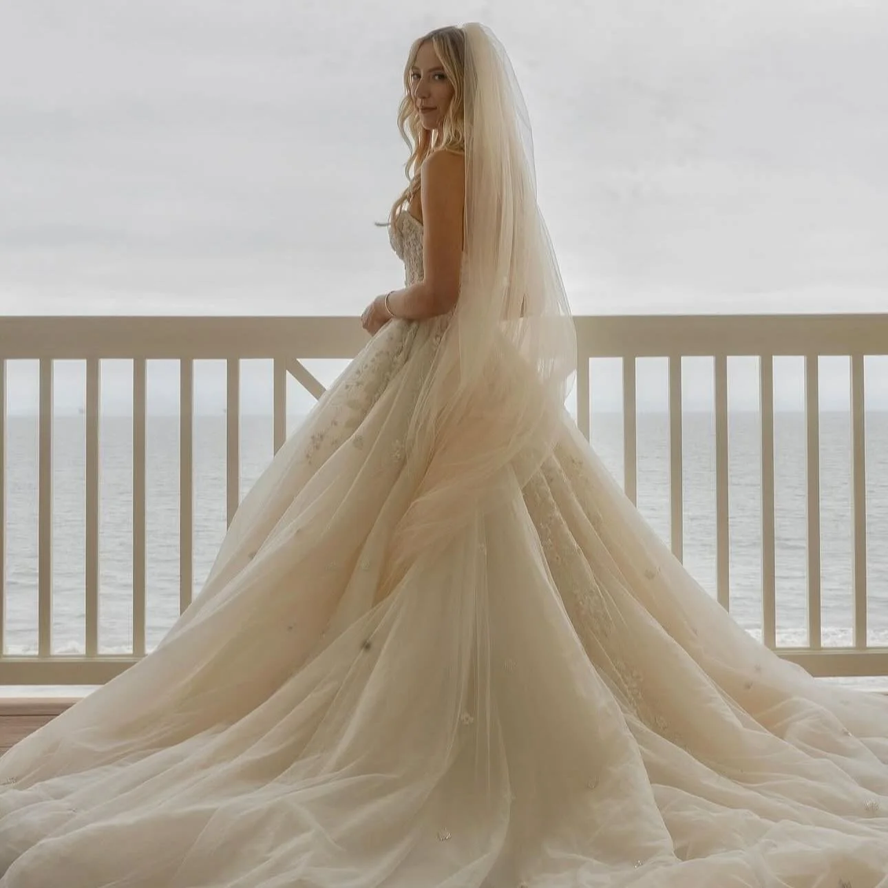 Avery went for long blonde mermaid waves to complement her beautiful wedding at the beach side Miramar hotel. Congratulations to our lovely bride and her fianc&eacute;! What a fun weekend with this bombshell 🐚
&bull;
&bull;
&bull;
&bull;
&bull;
&bul