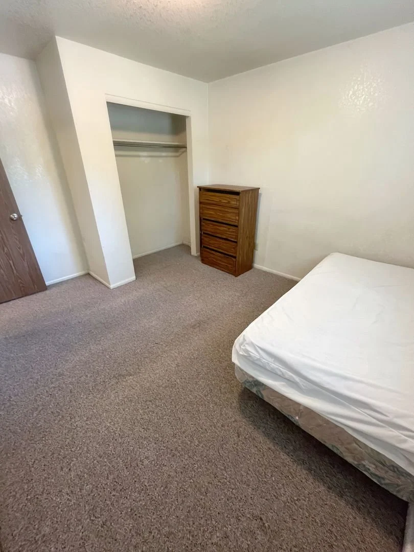 Forest Gate Bedroom 2.jpg