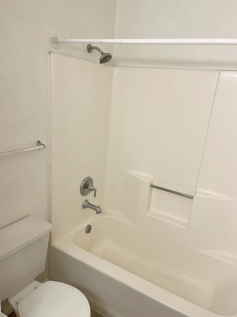 University Pines Bathroom 2.jpeg