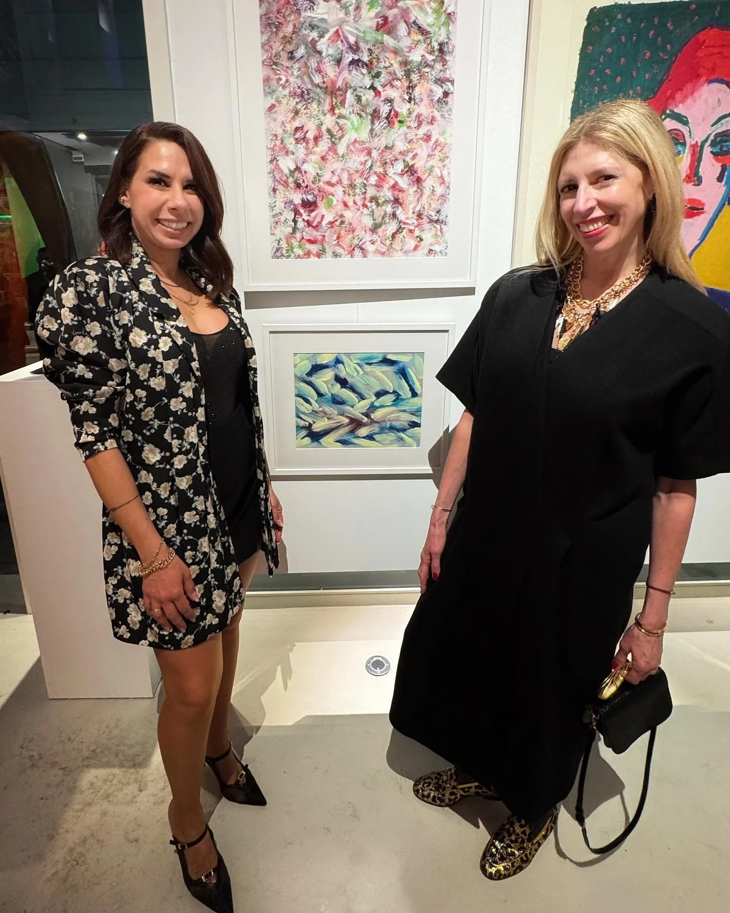Opening night at Anima Gallery an Art Experience @anima_art_gallery  incredibly proud and honored to be party of this family of very special artists.  Thank you @n_e_k_a_l_f for bringing us all together and creating this space of pure peace and love 