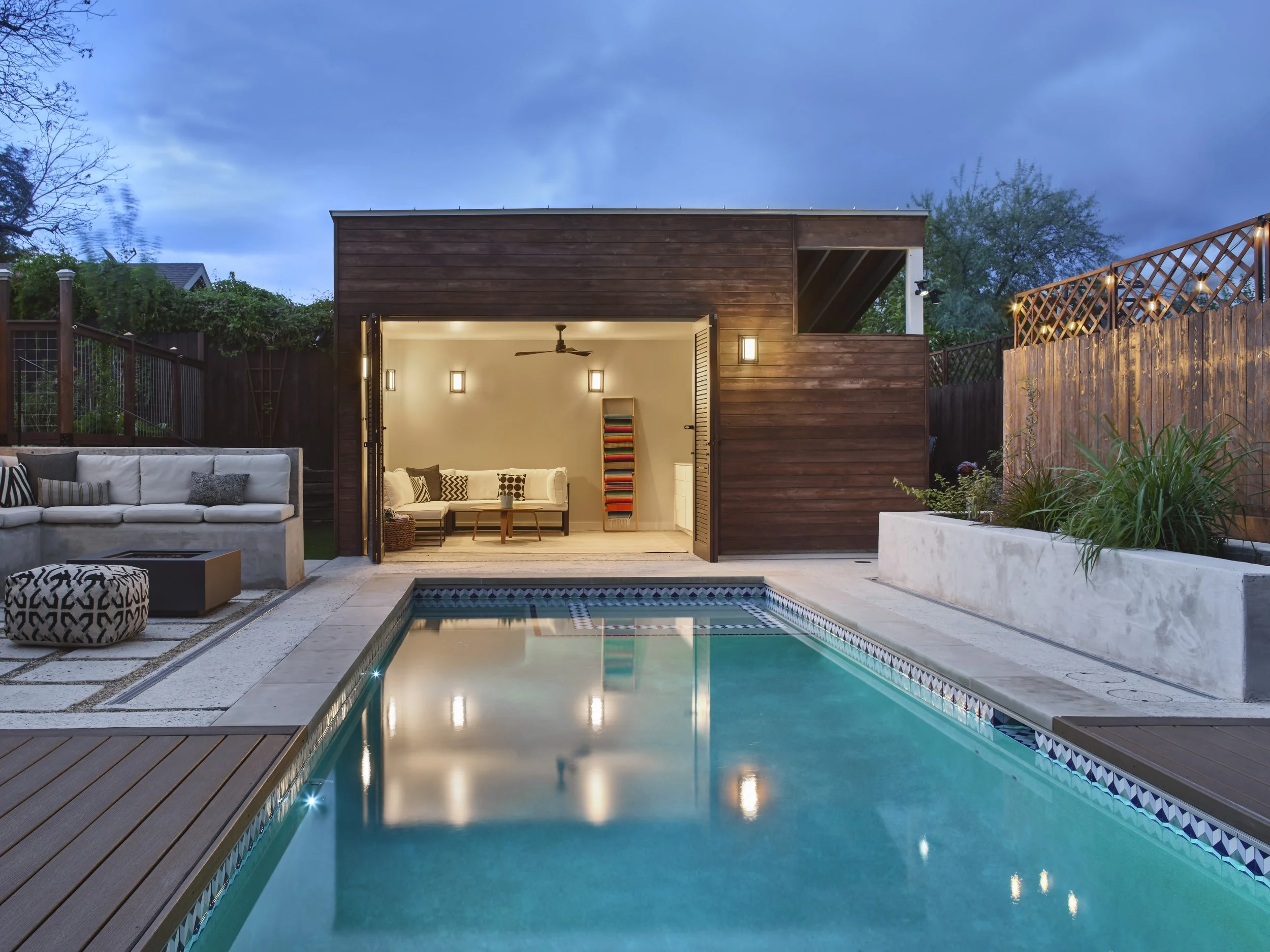 Andrea_Calo_7477e2NEW SKY.jpg