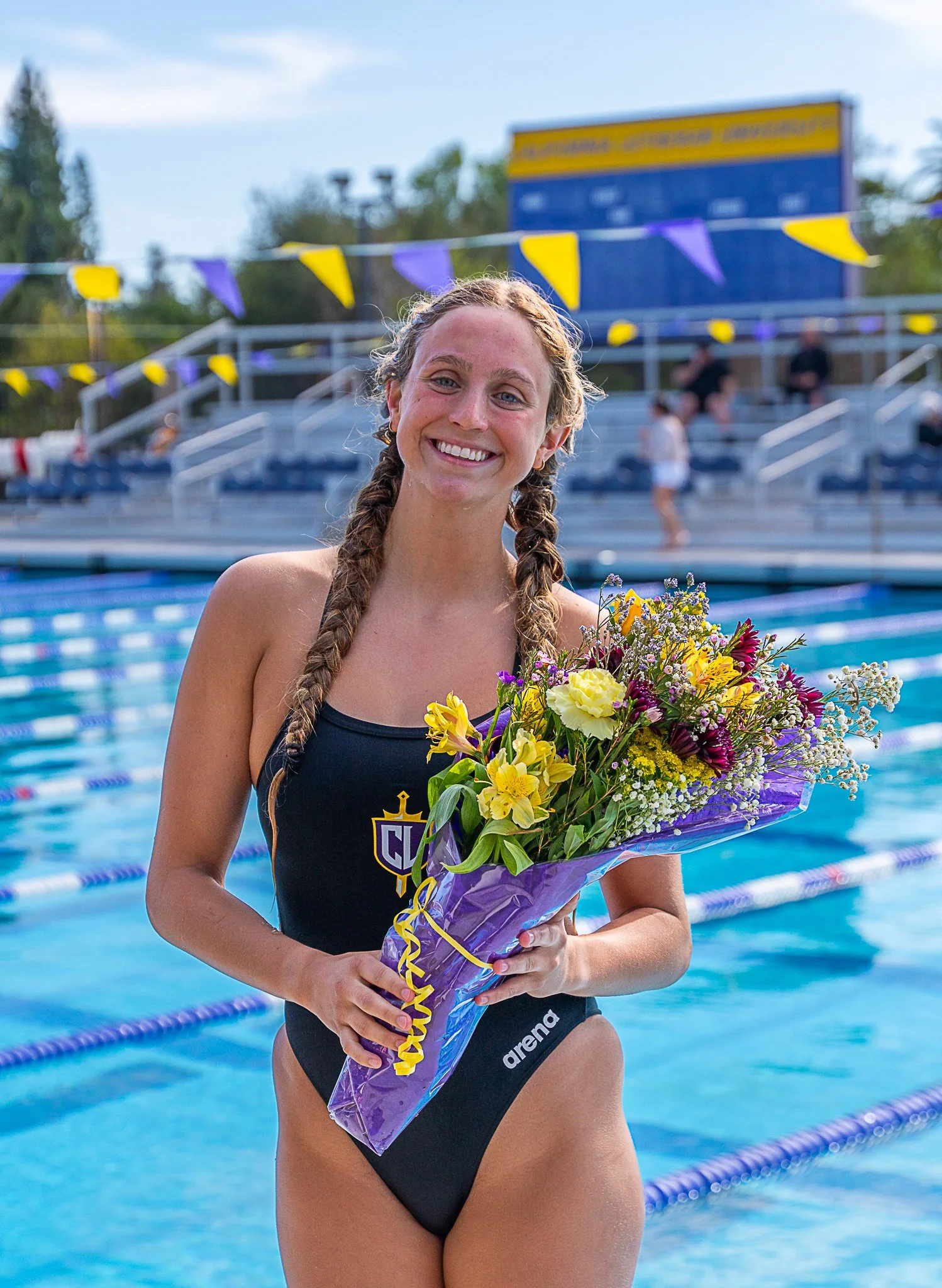 SwimSeniorMeet-16.jpg