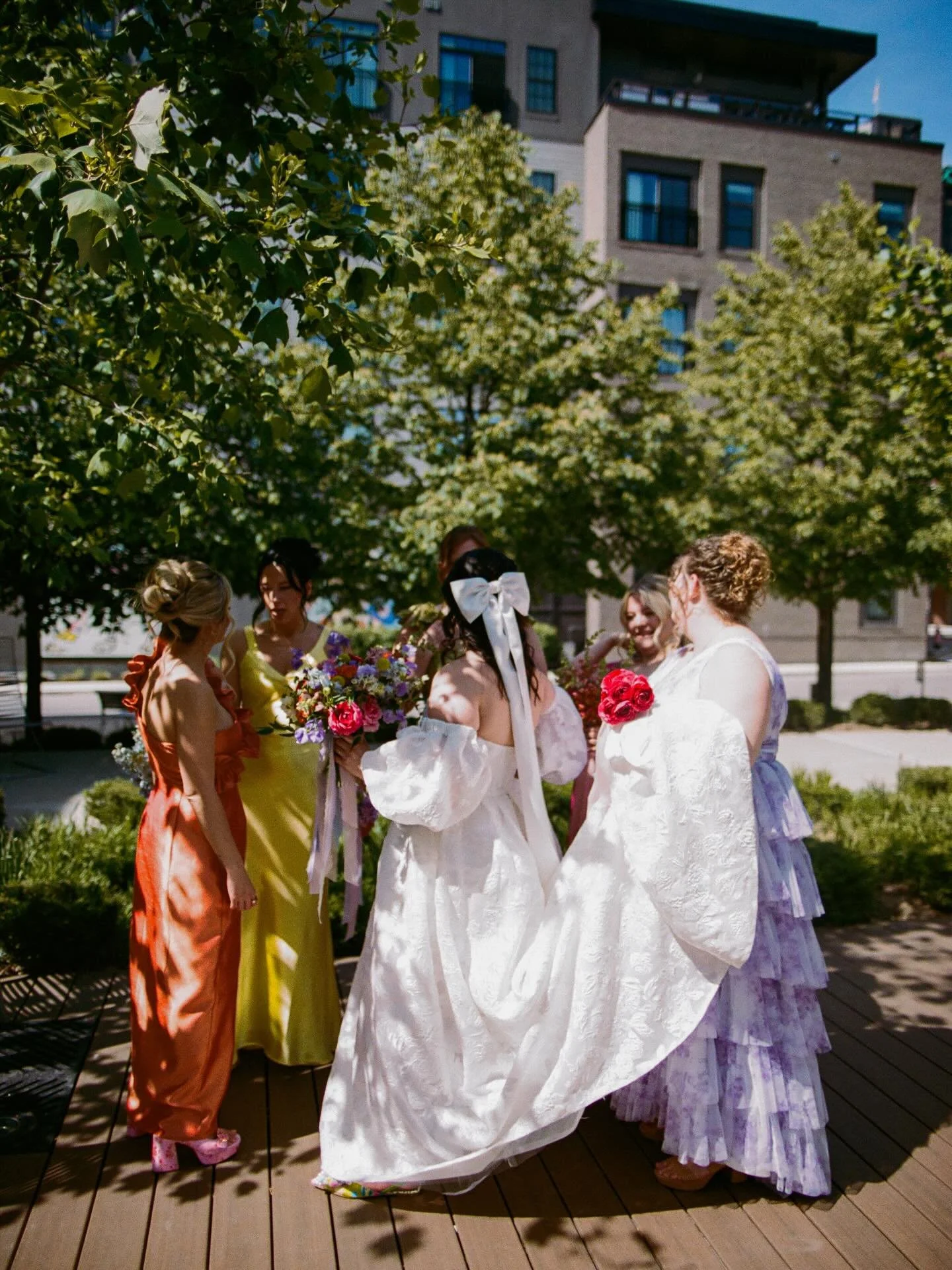 Happy Sunday &amp; sending a whole lotta love to everyone, always. Except 🧊and the current Republican administration. No love for them, ever.