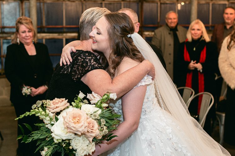 jessica love photography oak grove wedding jorgensen farms-42.jpg