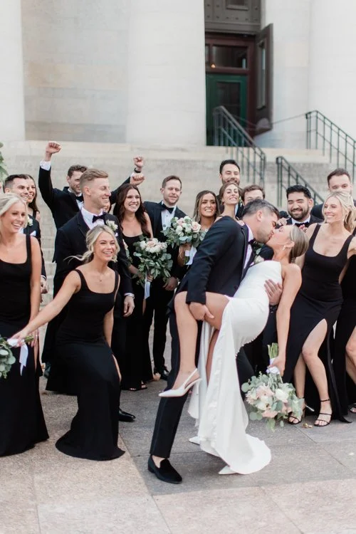 Real Wedding: Ohio Statehouse Portraits and Revery ceremony / reception