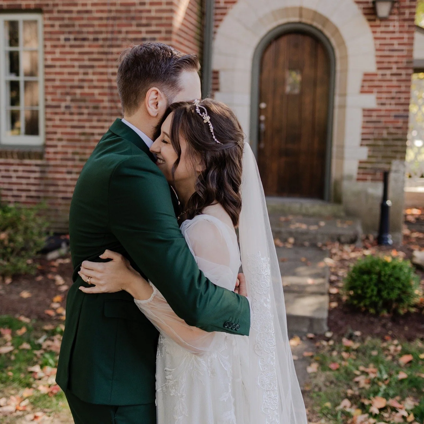 portraits at Schiller Park leading to a reception at The Kitchen on a perfect October day. Loved this day with Annie + Joel!