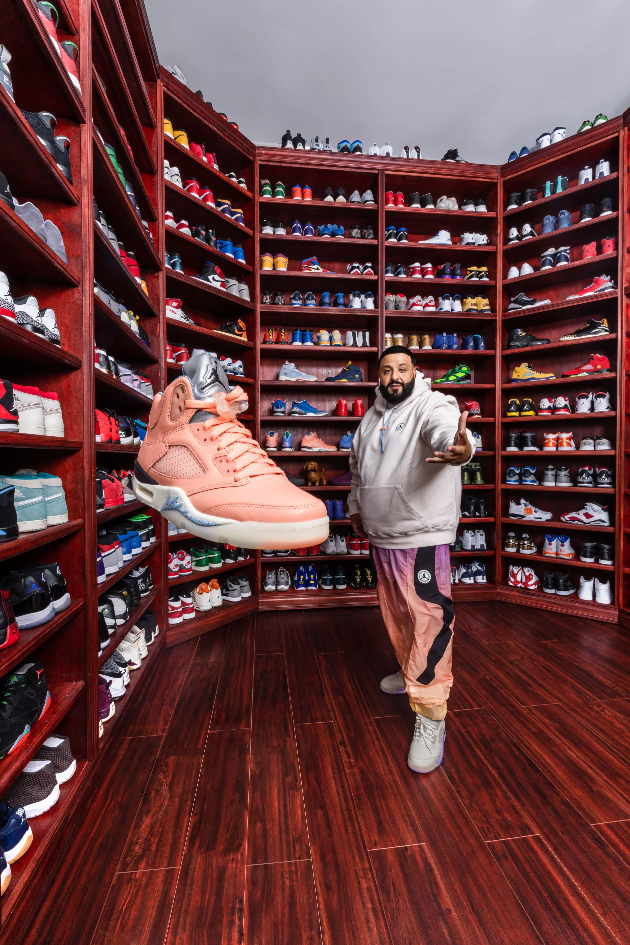 OOA DJ Khaled Airbnb_2_High res Jpg_Closet_Credit Erick Hercules_5250 copy.jpg