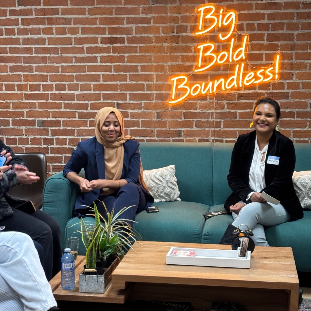 Yesterday, we held our second Circle, and it was a truly beautiful moment.

A full room of inspiring women shared their stories, journeys, and lessons around money. Creating connections and friendships, and learning from one another, is what the Circ