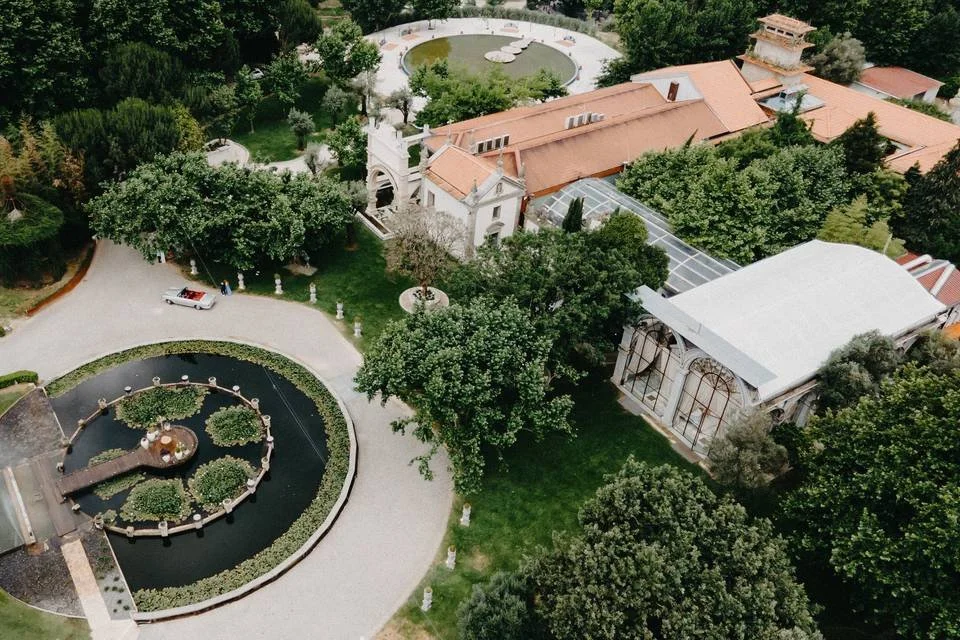 Solar da Levada wedding venue in Portugal with historic estate gardens and outdoor spaces.