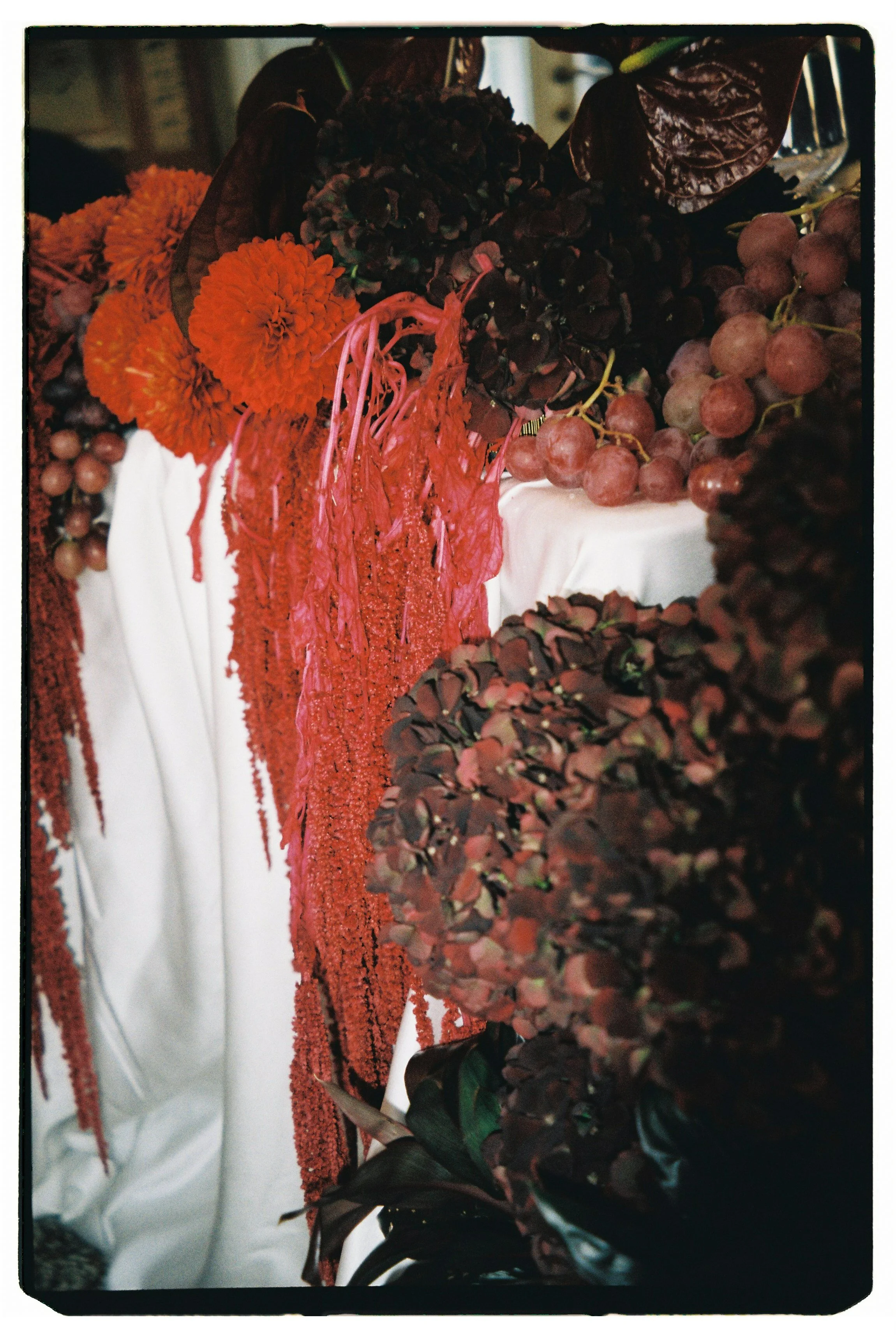 elegant floral wedding decoration at a destination wedding in Portugal