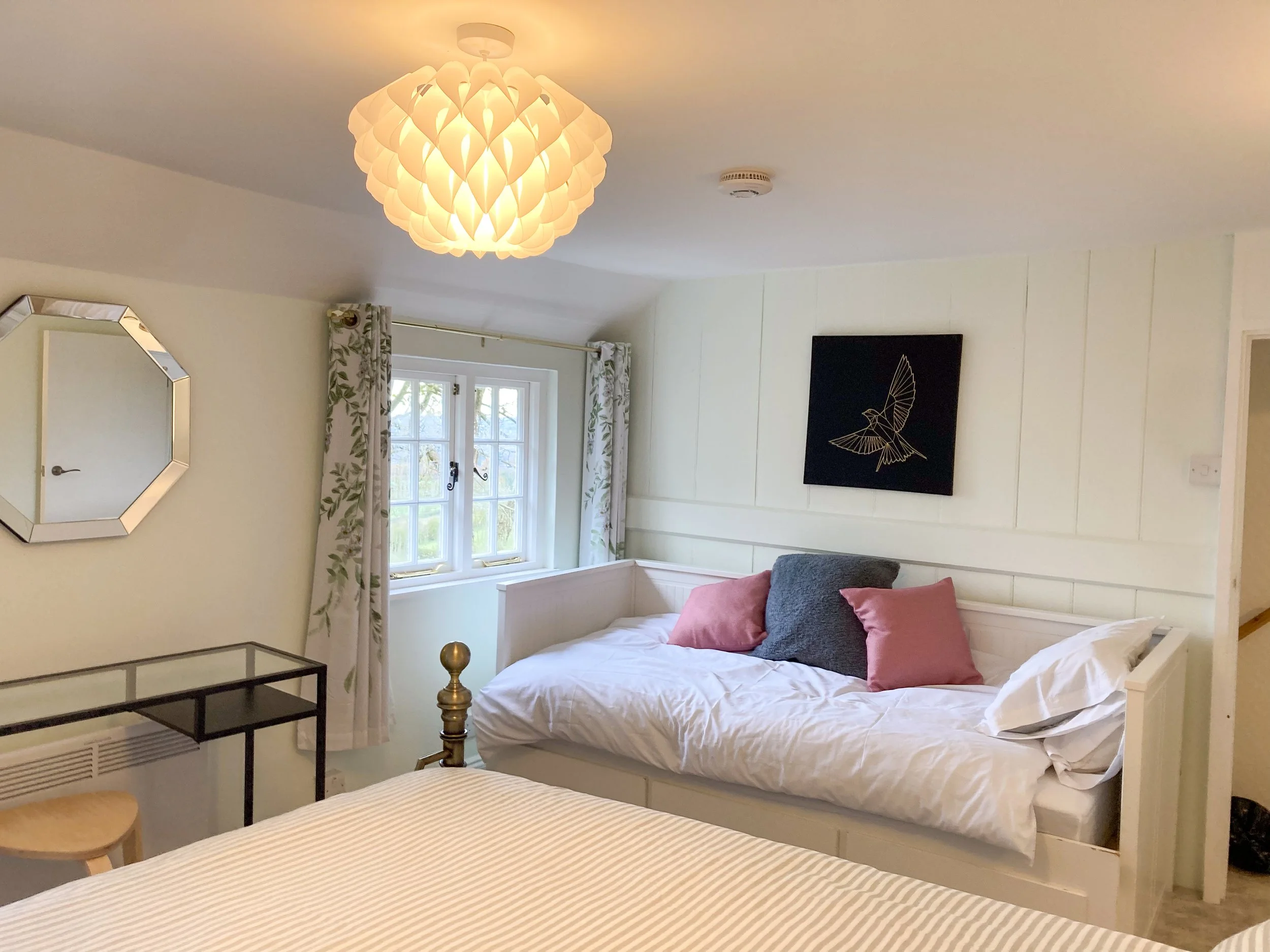 Master Bedroom (Kingsize and Single Bed)