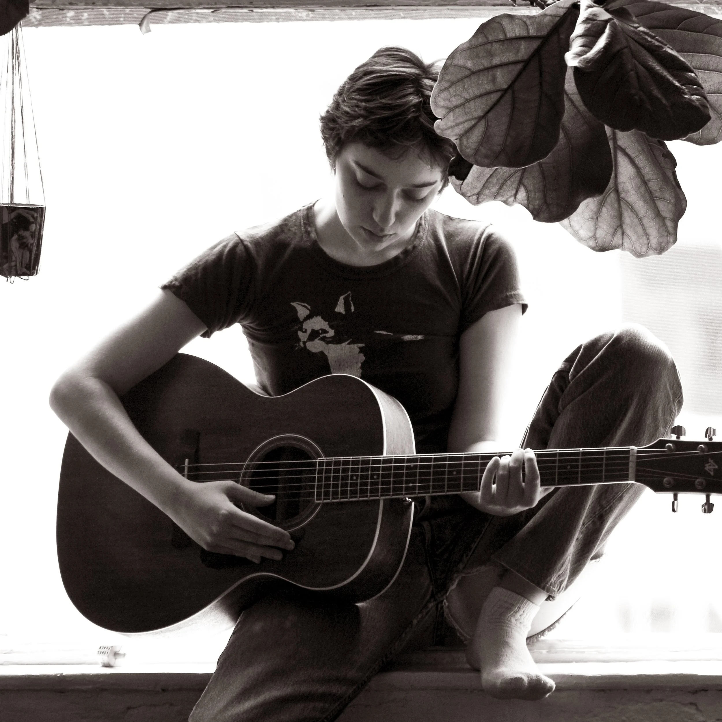 artist lifestyle photography for musician in Brooklyn New York City. elegant authentic black and whites