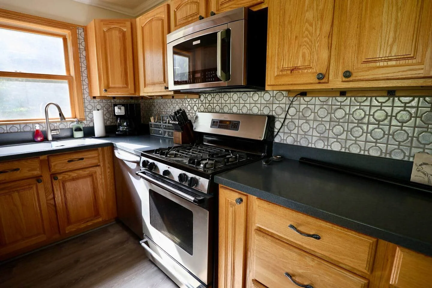 home on the missouri stove.jpg