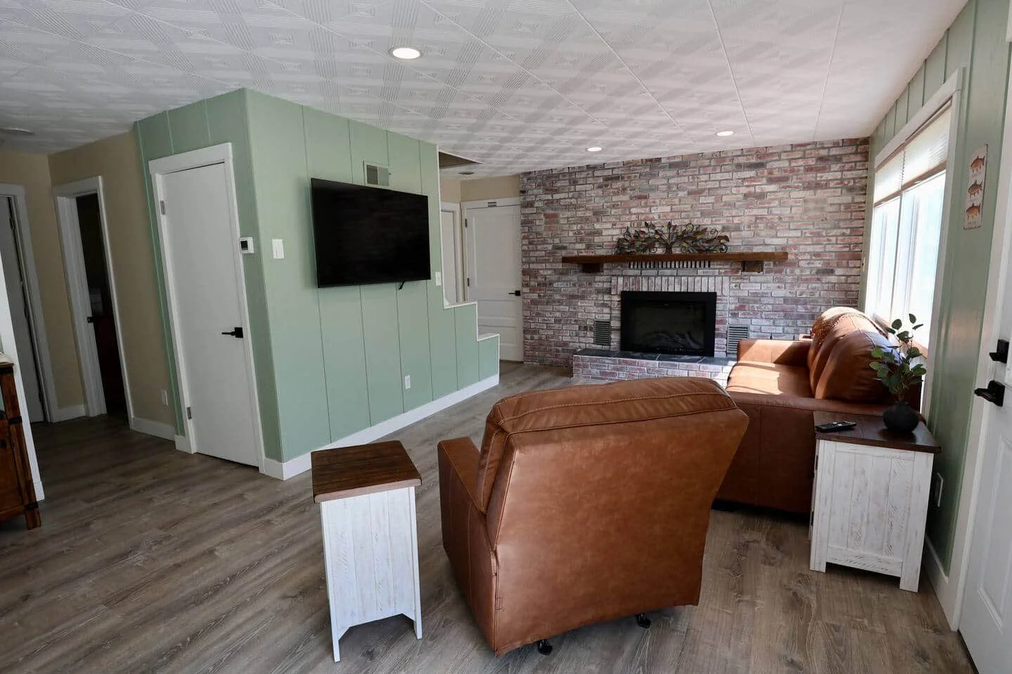 home on the missouri tv.jpg