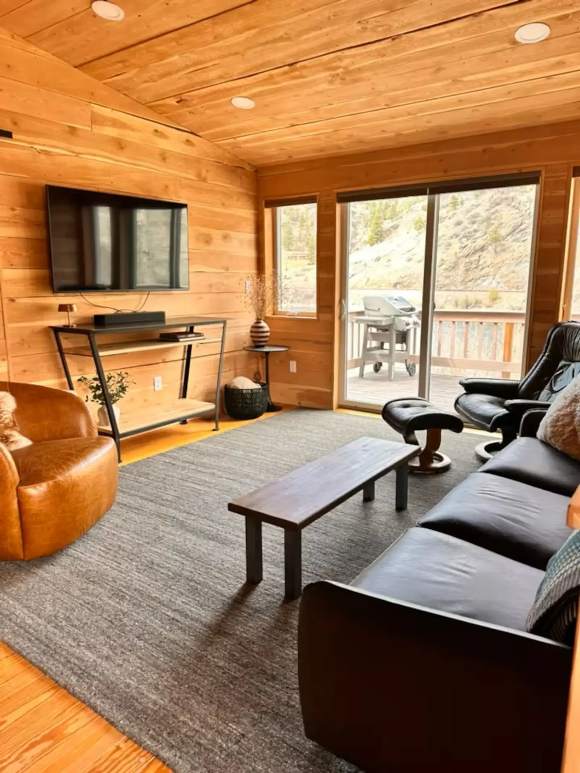 Tague's Place Living Room 2.webp