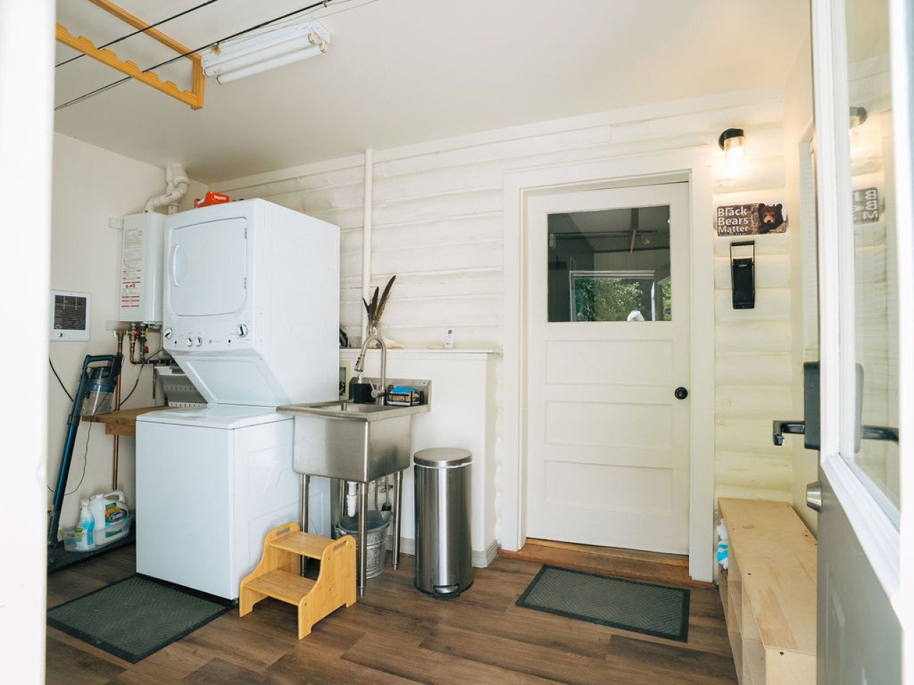 wolf creek fish house laundry room.jfif