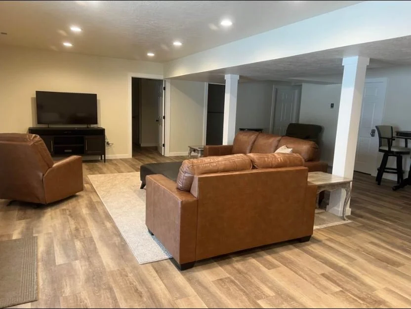 downstairs living area.JPG