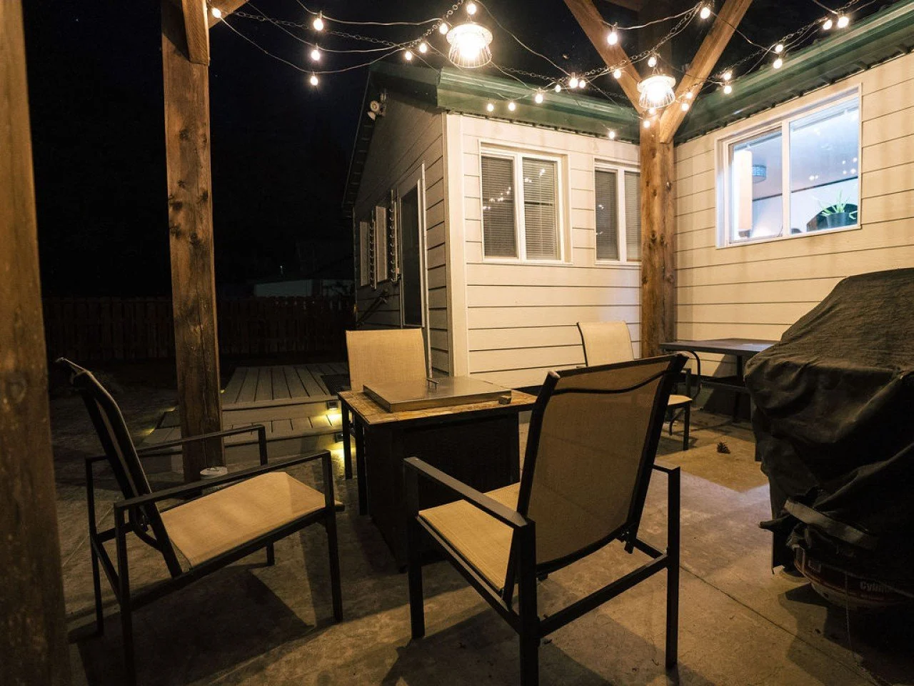 wolf creek fish house patio hang out area.jfif