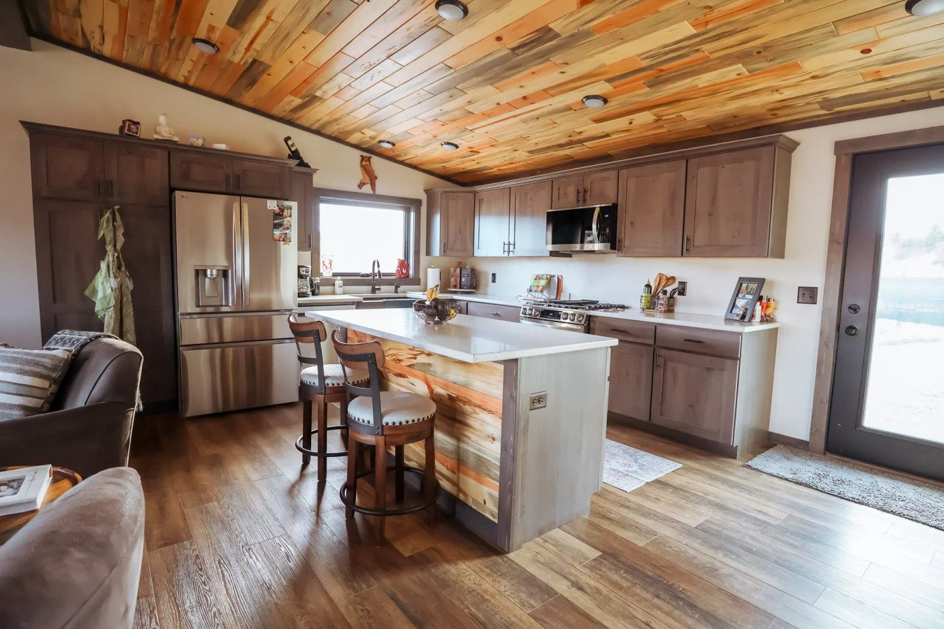 bug life full kitchen.jfif