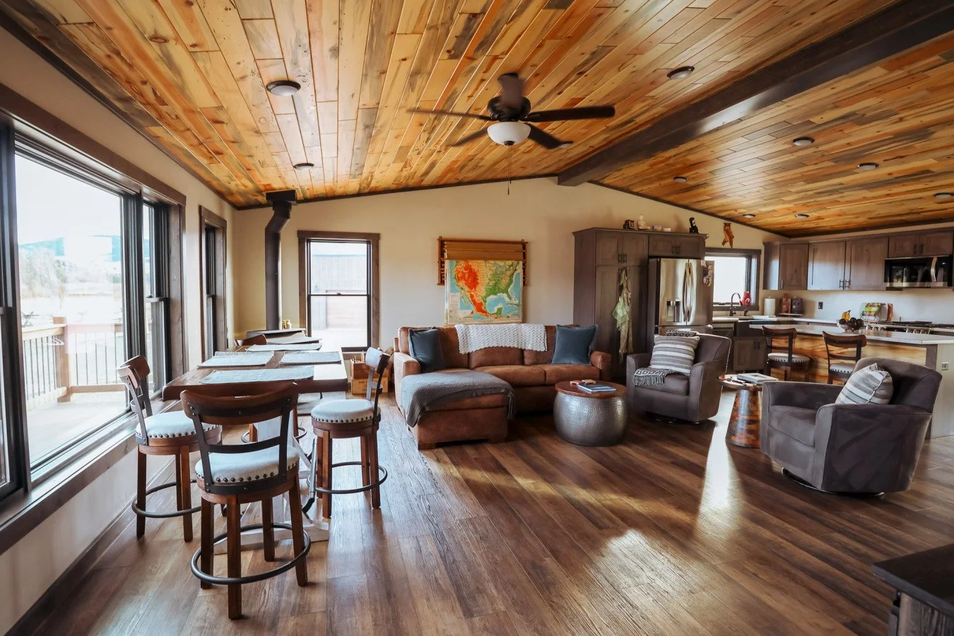 bug life dining.jfif