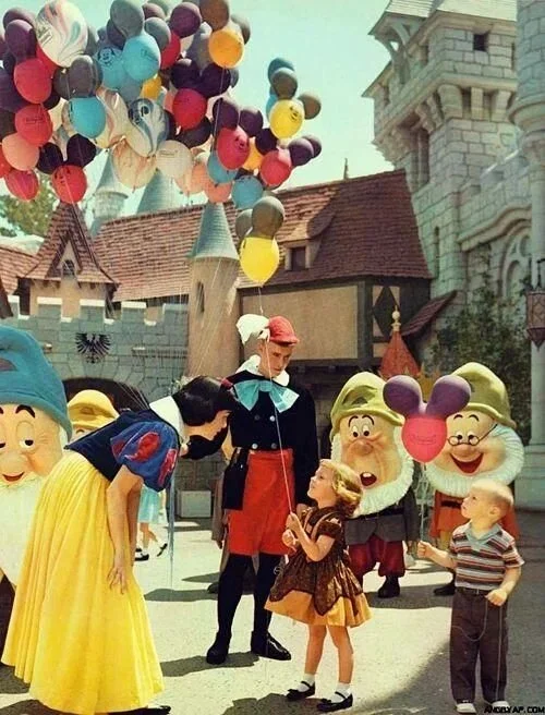 A Brief Psychology of Disneyana