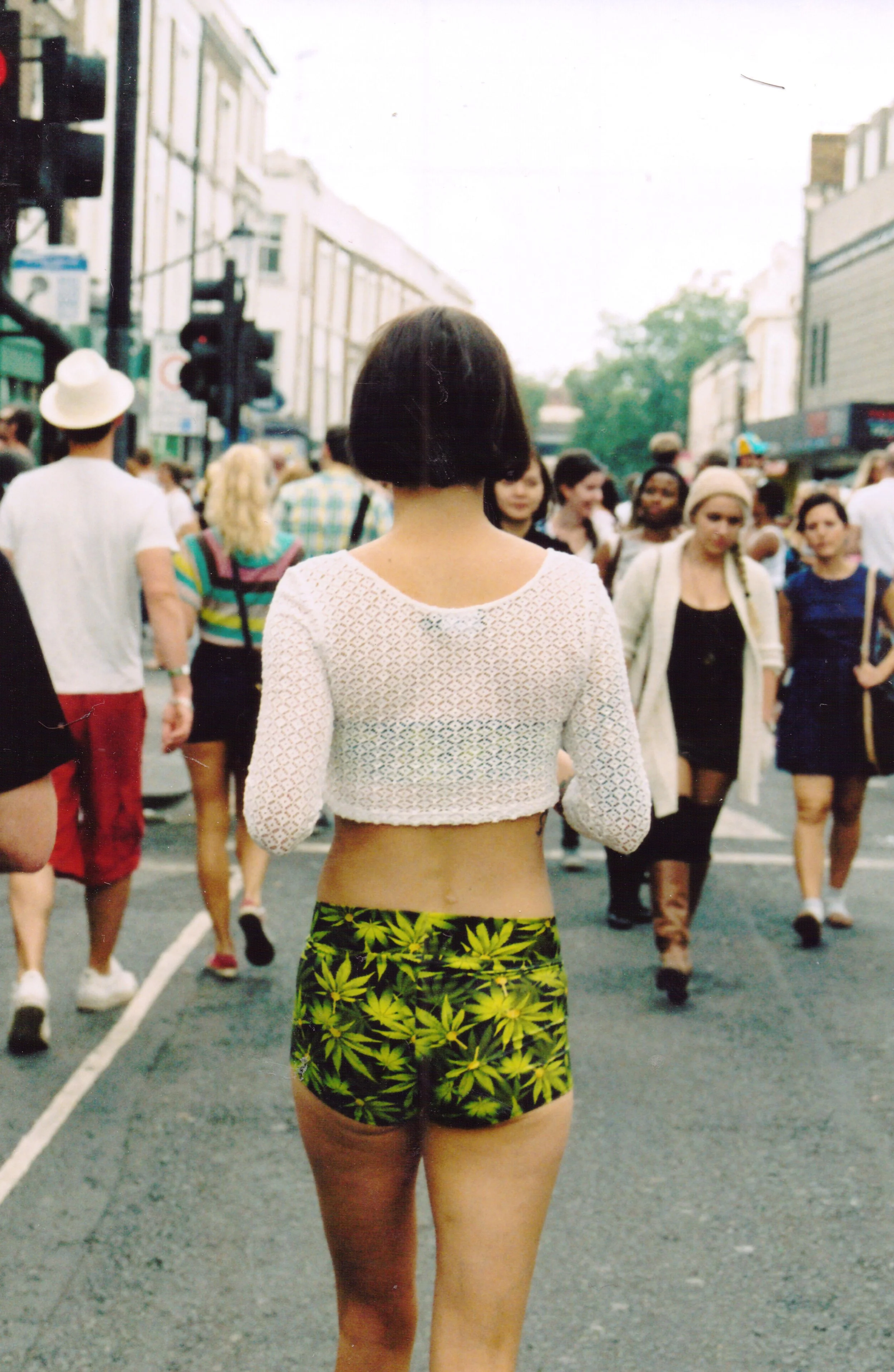 notting-hill-carnival-street-style-2013-leaf-print-shorts-cropped-top-35mm-film.jpg.jpg