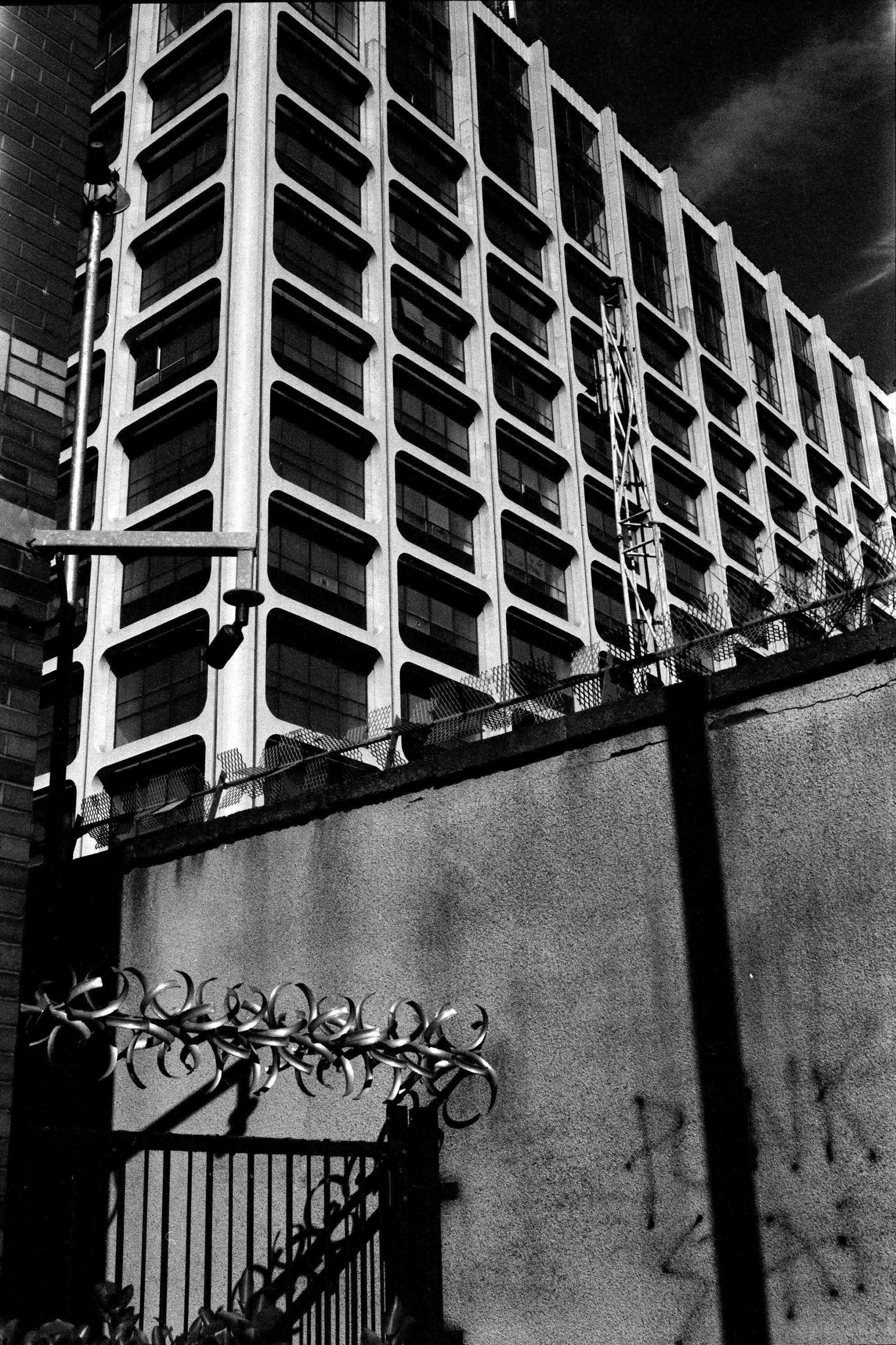 newcastle-upon-tyne-immigration-building-brutalist-architecture-black-and-white-35mm-film.jpg