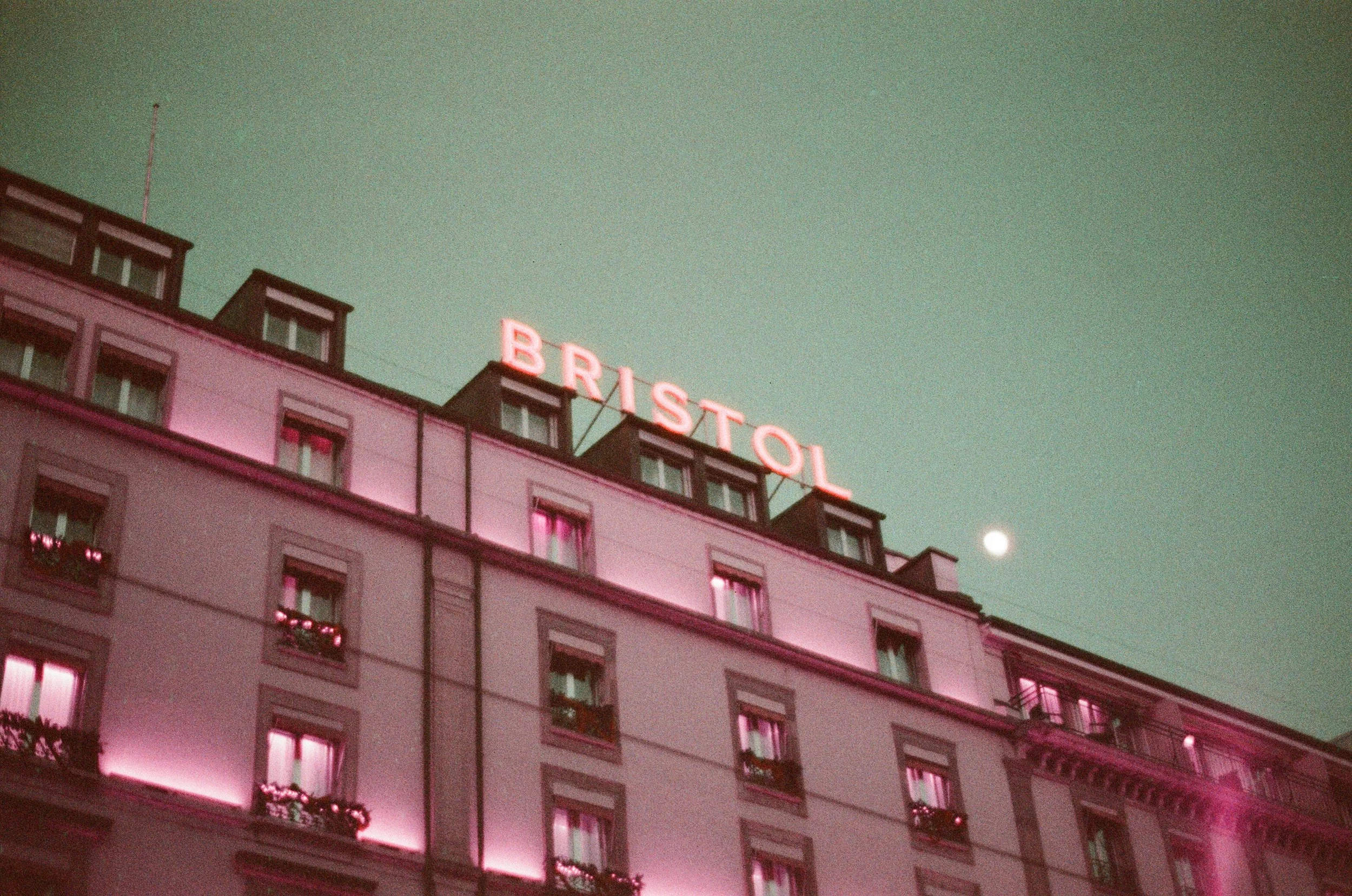 bristol-hotel-geneva-neon-sign-lomochrome-film-photography.jpg.jpg
