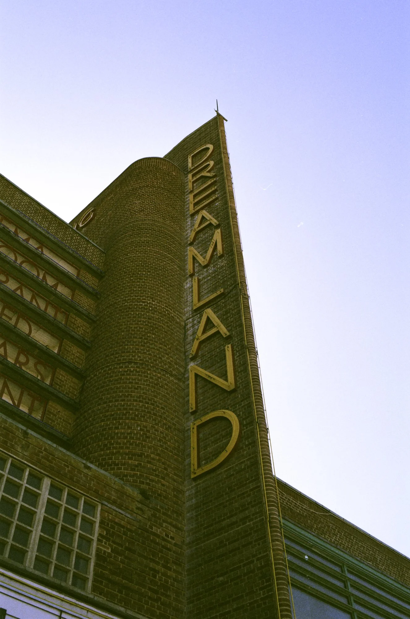 dreamland-margate-art-deco-tower-35mm-film.jpg