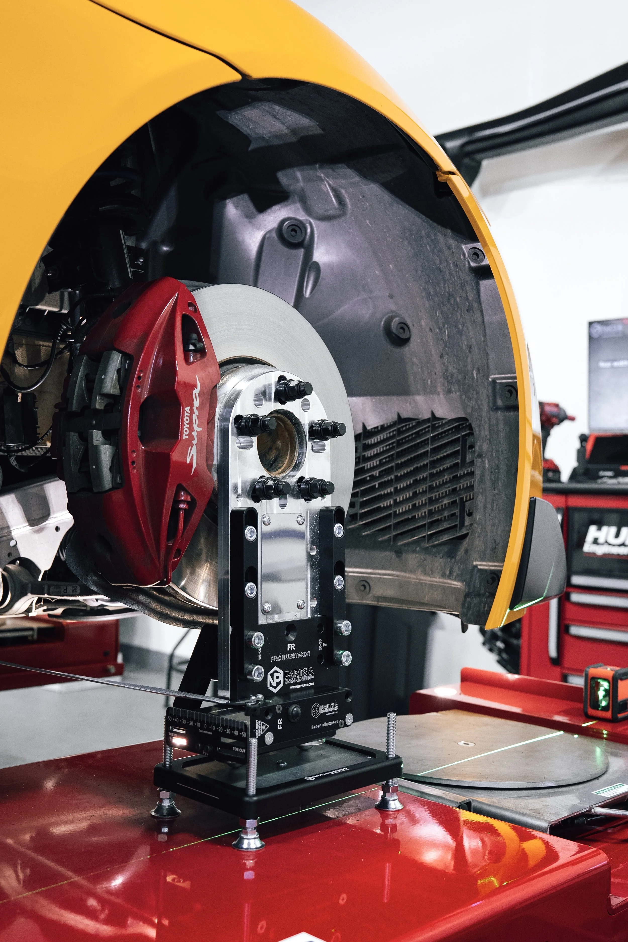 What Is Laser Wheel Alignment? (NP Pro Hubstand Explained)