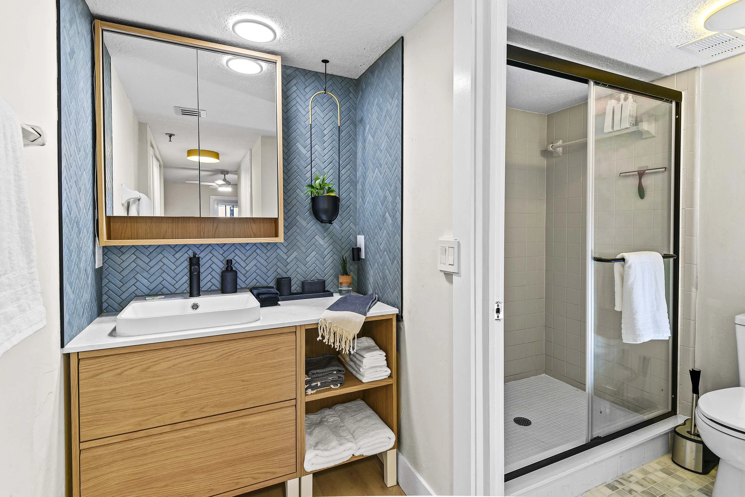 4139 S Atlantic Ave B404 (22).jpg