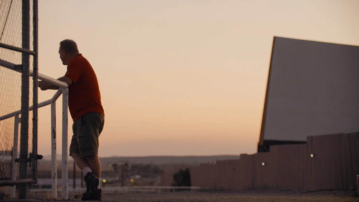 TheSkyline_still 7.jpg