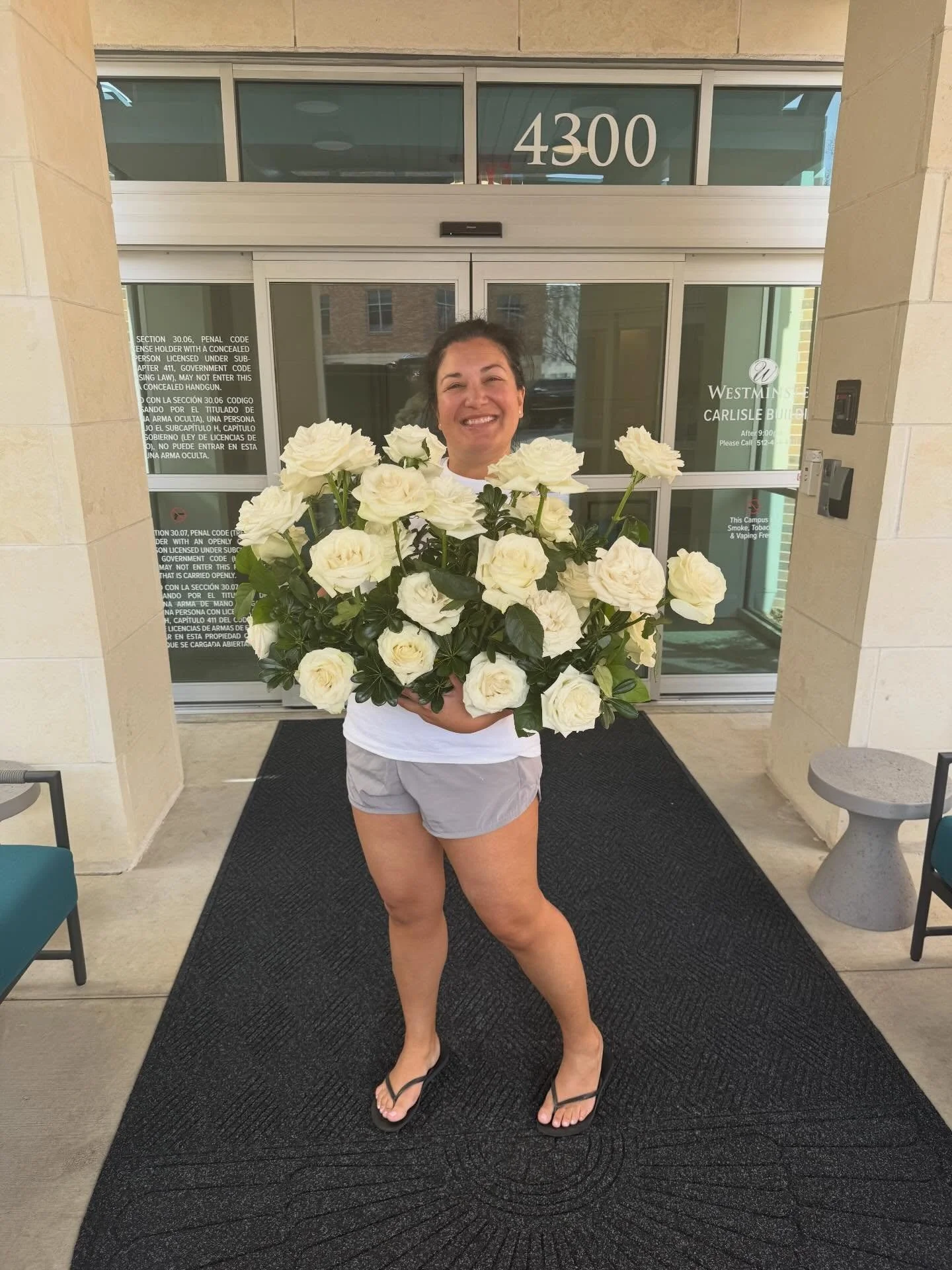 February flower donation from Mrs. Abby and Mr. Jay&rsquo;s wedding at The Arlo ! Thank you Bouquets of Austin for working with us!! 🤍

Venue - @eventsatthearlo 
Planner - @tessadwilson 
Florist - @bouquetsofaustintx 
Donation Location - @westminste