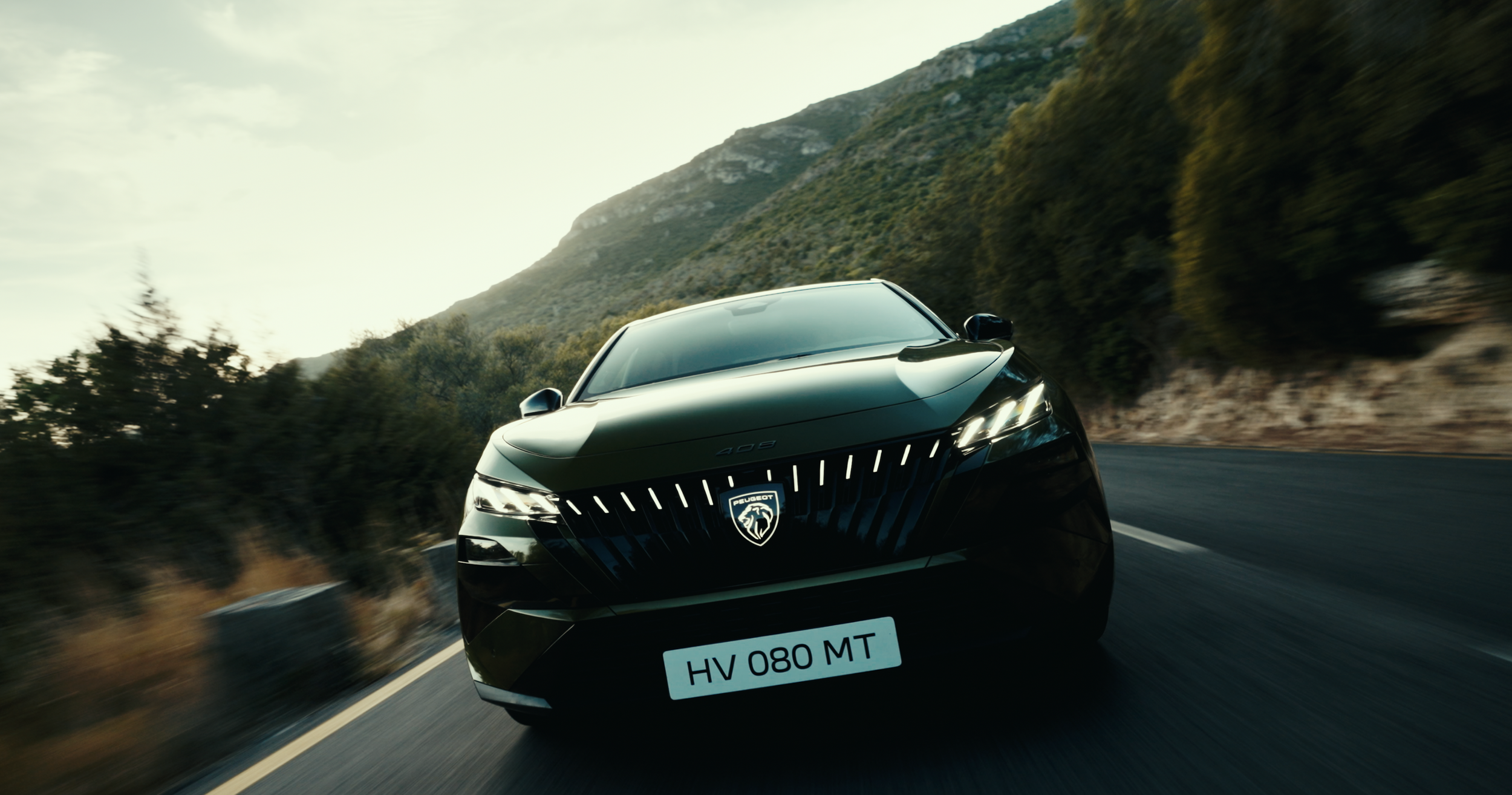 Peugeot 408 Reveal (commercial)