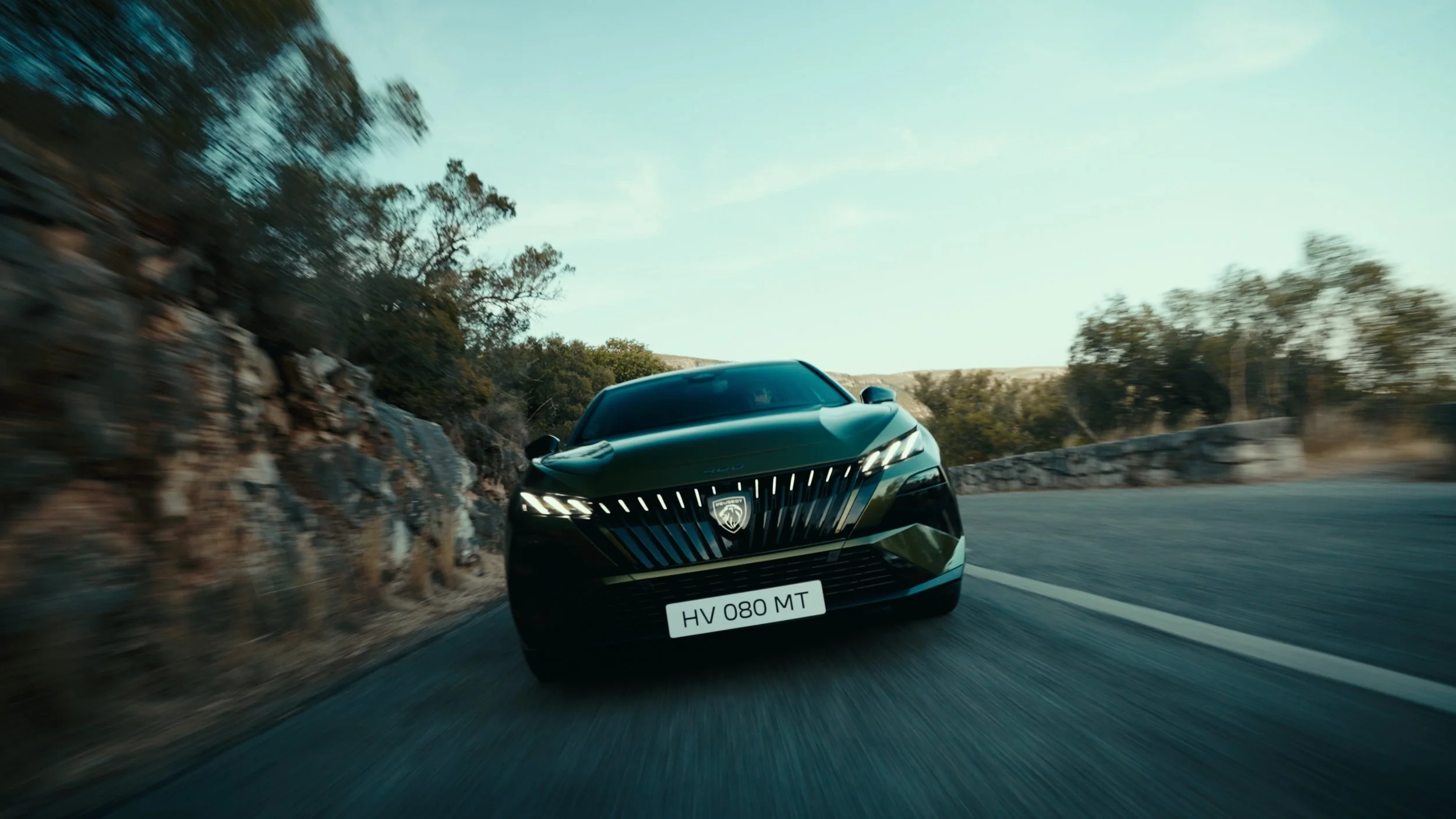 Peugeot 408 Reveal (commercial)