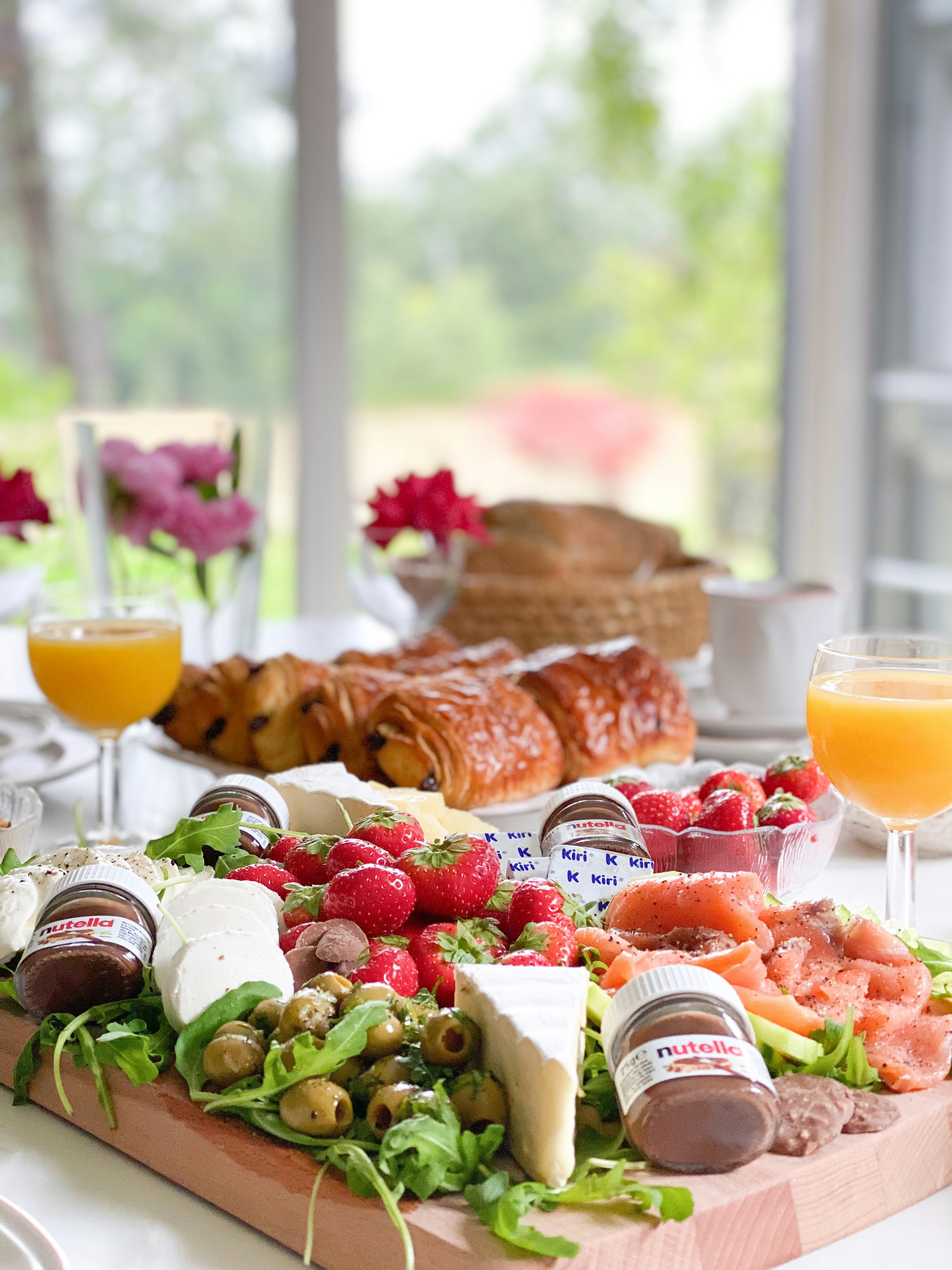 GRAZING TABLE-BREAKFAST.png